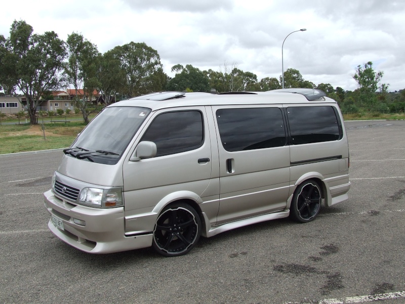 1996 toyota hiace 3l #6