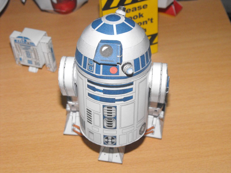 r2d2a10.jpg