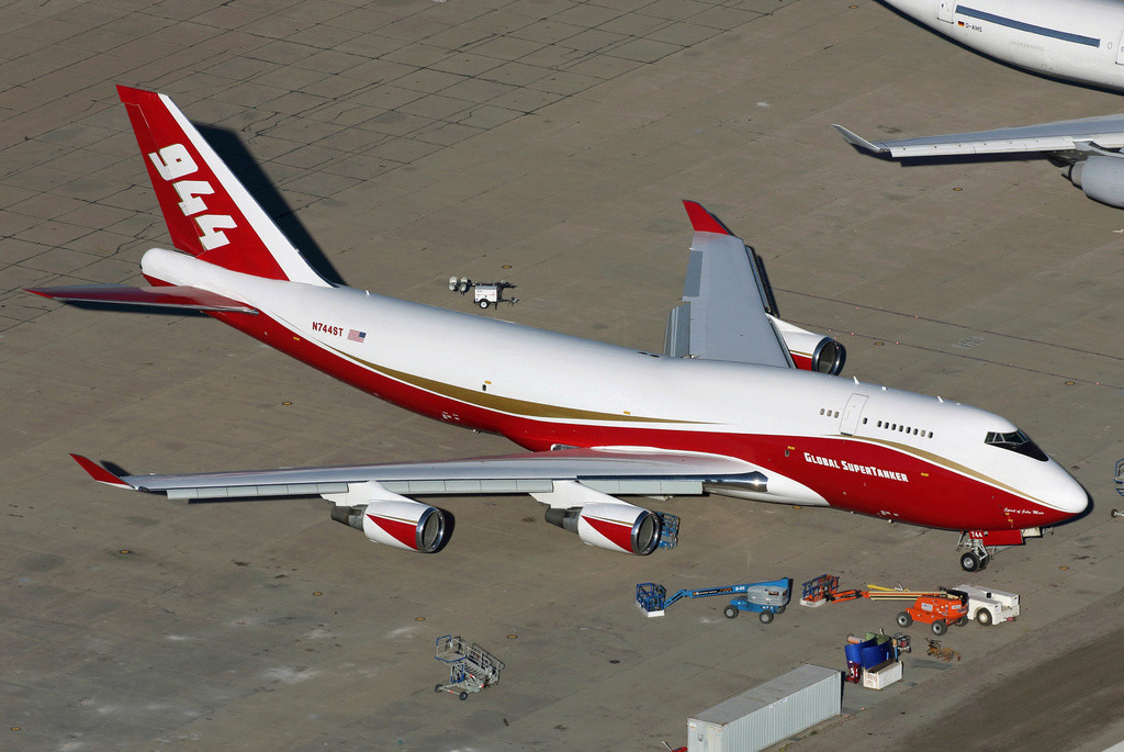 b-747_44.jpg